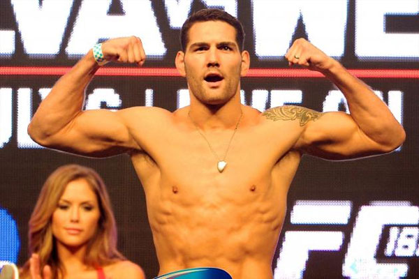 chris weidman weigh in