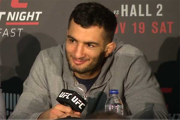 mousasi ufn post presser