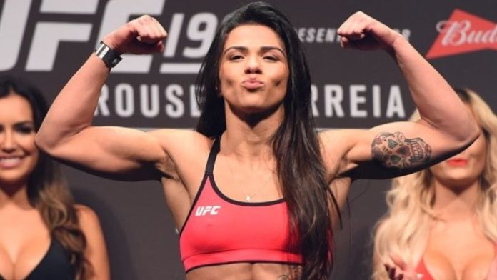 Claudia Gadelha