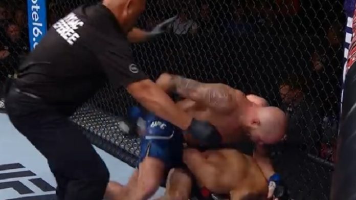 ufc fight night ufc utica ben saunders tkos jake ellenberger