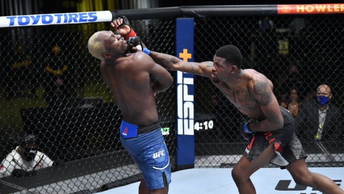 Kevin Holland, Derek Brunson