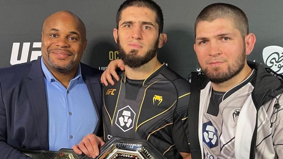 Daniel Cormier Describes Importance Of Khabib Nurmagomedov In Islam Makhachev’s Corner For ‘More Difficult Than Anticipated’ UFC 302 Fight