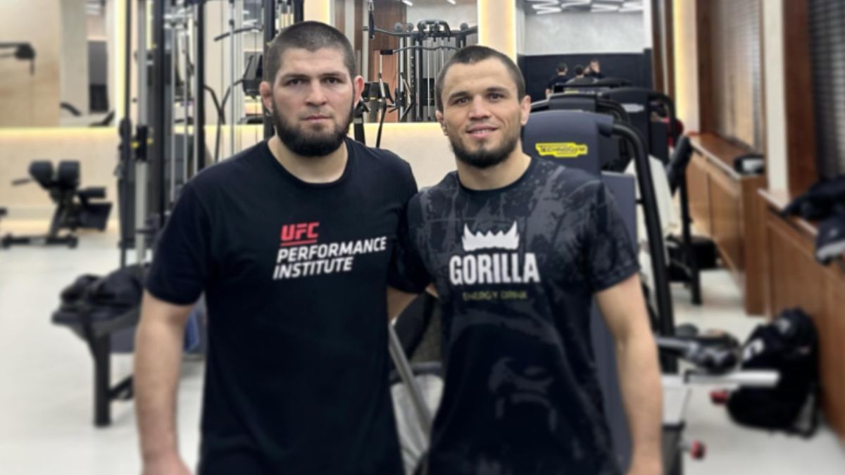 Javier Mendez Chooses Between Khabib & Umar Nurmagomedov In Striking, Grappling, Mental Toughness, & Chin