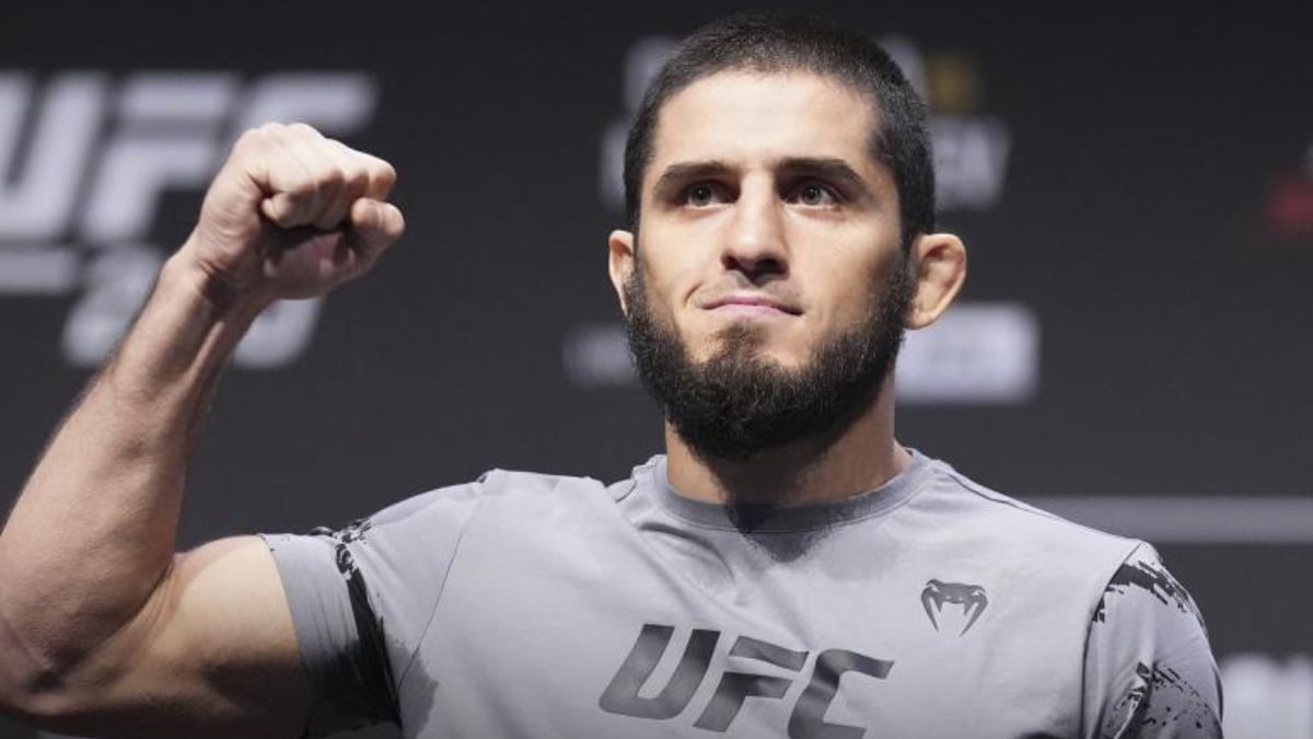 Javier Mendez Picks Islam Makhachev’s Toughest Fight To Date, Doesn’t Choose First Tsarukyan Clash