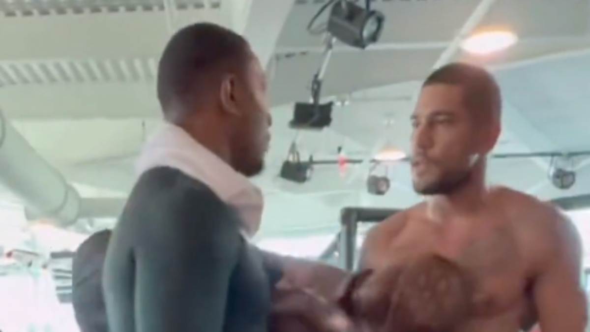 VIDEO: Alex Pereira & Jamahal Hill Get Into Heated Confrontation At UFC PI