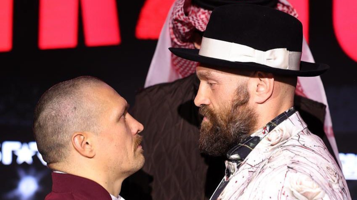 VIDEO: Oleksandr Usyk & Tyson Fury Have Tense 10-Minute Staredown Ahead Of Boxing Rematch