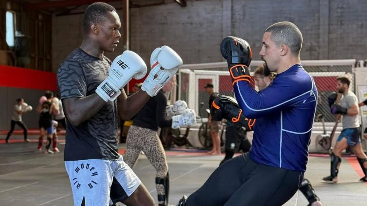 Robert Whittaker Shares What Israel Adesanya Must Avoid ‘At All Costs’ In Nassourdine Imavov Fight