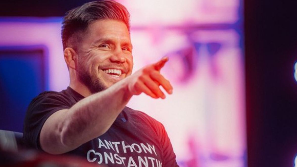 Henry Cejudo Sends 4-Word Warning To Song Yadong After Confirmation Of UFC Seattle Headliner