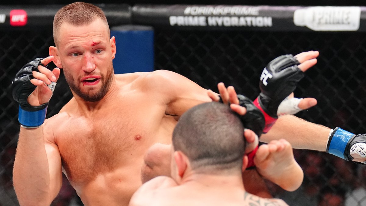 Reinier de Ridder Welcomes Being Taken down by Khamzat Chimaev: “Perfect”