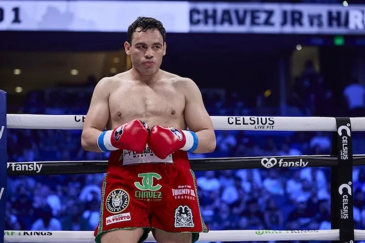 Julio Cesar Chavez Jr Deported To Mexico, Facing Charges Over Alleged Cartel Connection