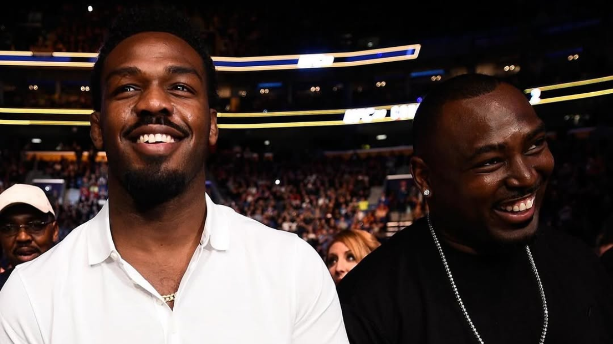 Jon Jones Delivers Dedication of Late Brother Arthur Jones