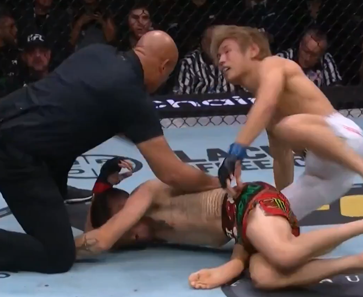 ‘Dreadful’ – Fight Fans Slam Referee Mark Smith Following Tatsuro Taira TKO Win Over Brandon Moreno At UFC 323