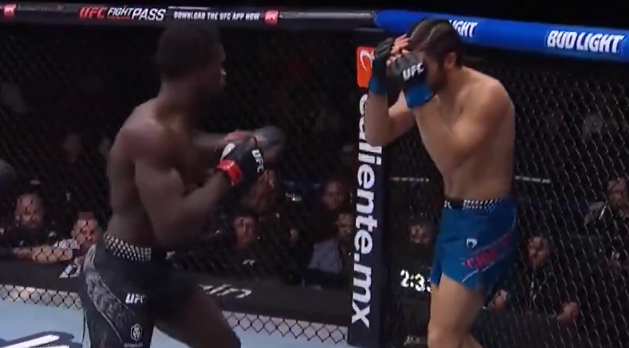 “Damian Pinas is a Problem” – Pinas Quickly Puts Away Wes Schultz