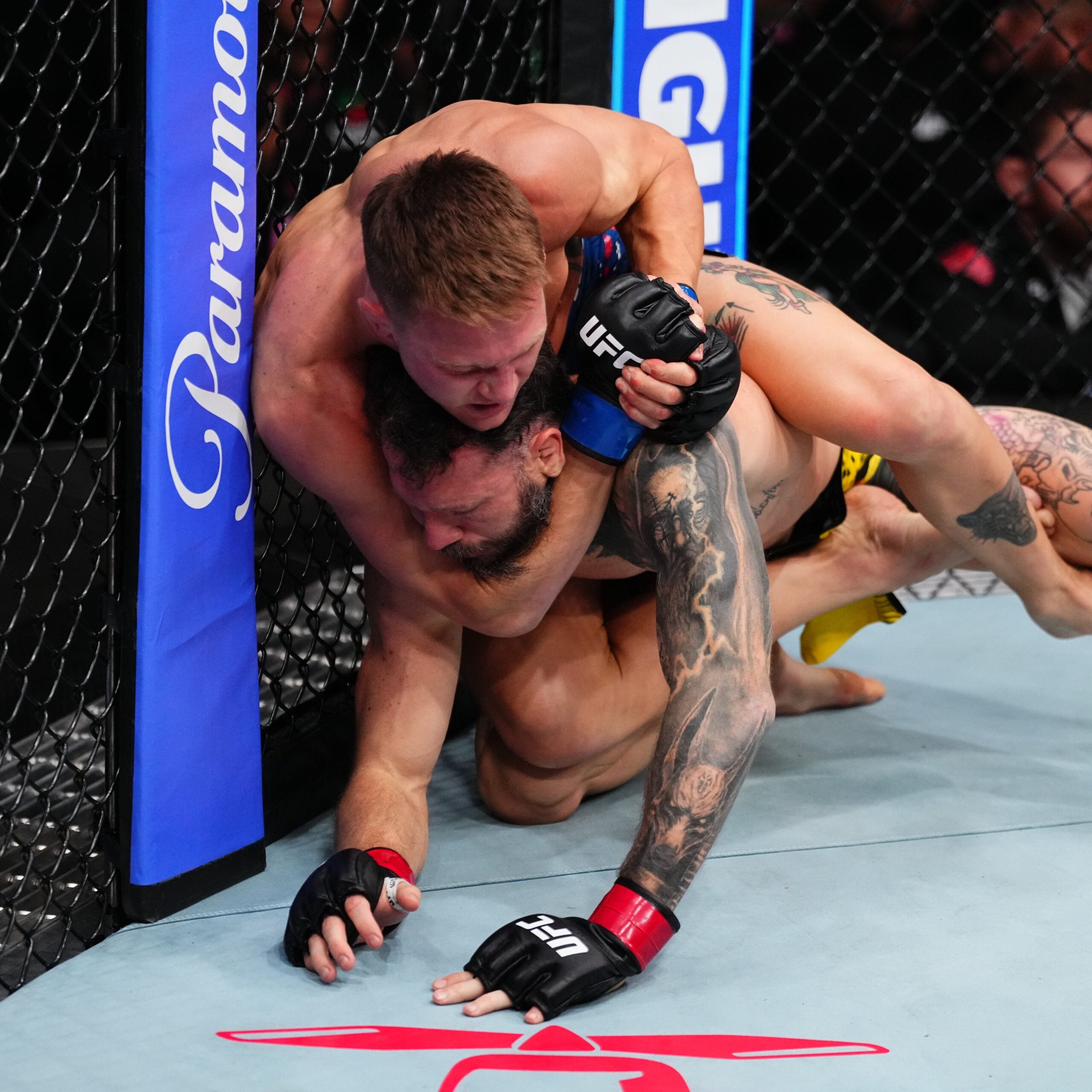 “A Washing” – Francis Marshall Runs Through Erik Silva