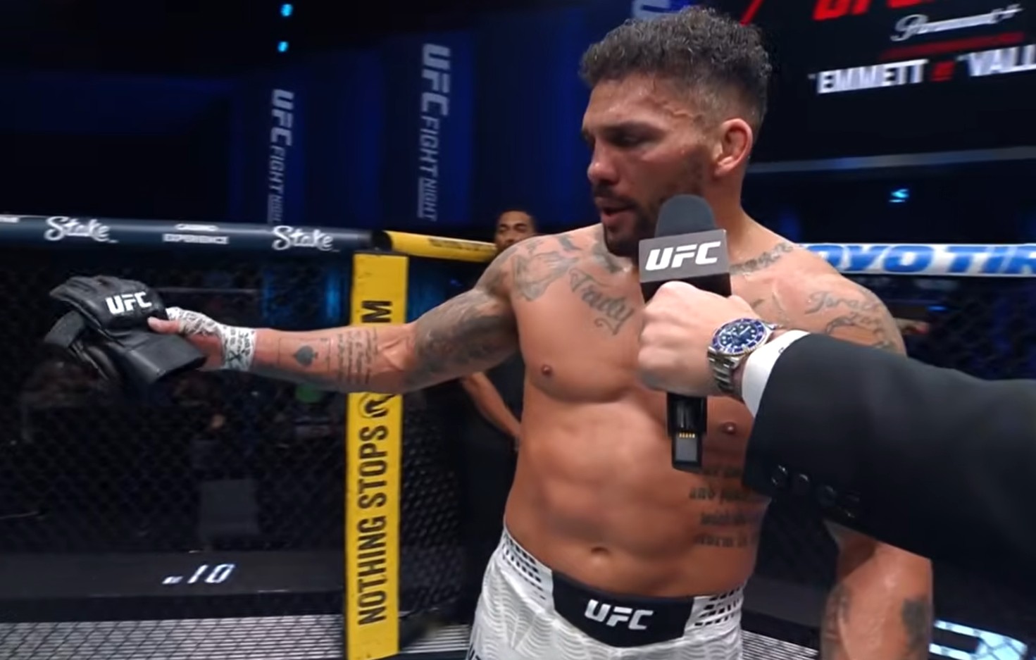 Eryk Anders Retires From MMA Following Win Over Brad Tavares