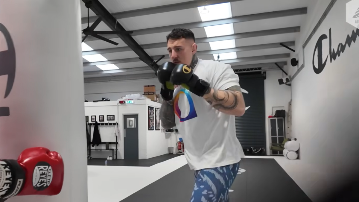 Tom Aspinall Back In Training As UFC Return Closing In