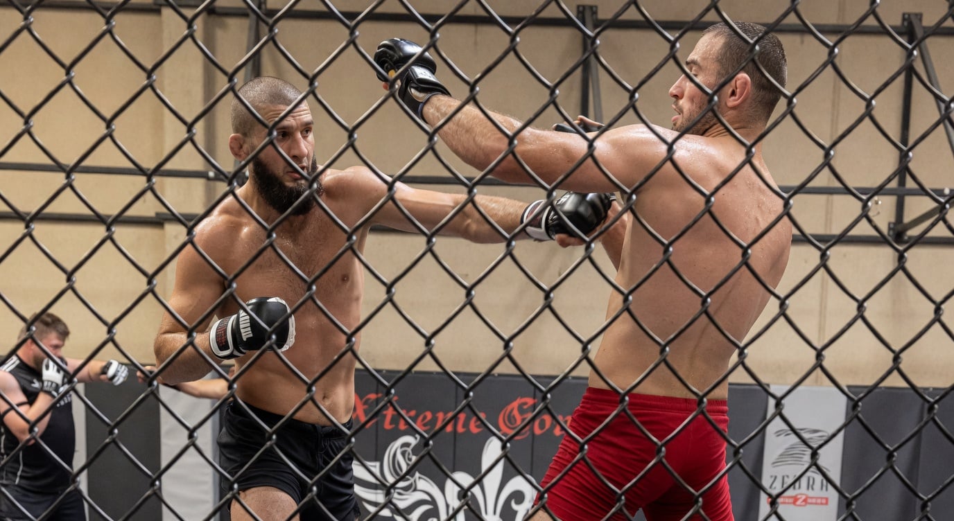 Khamzat Chimaev Leaks Sparring Footage of Himself and Strickland