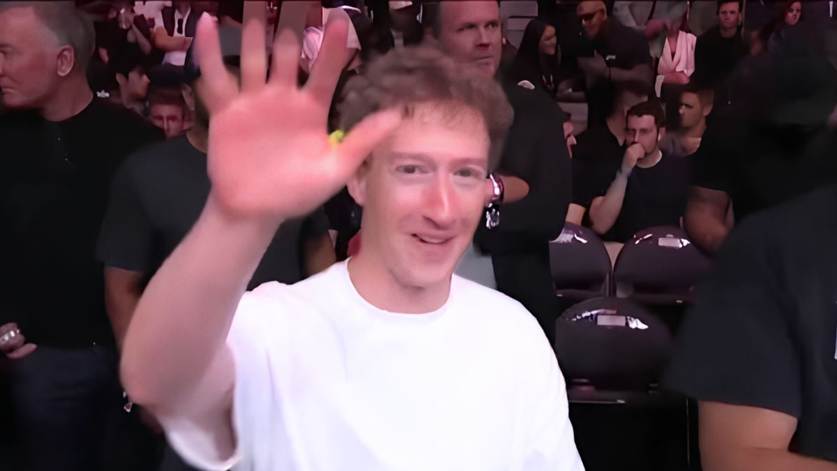 Mark Zuckerberg attends UFC