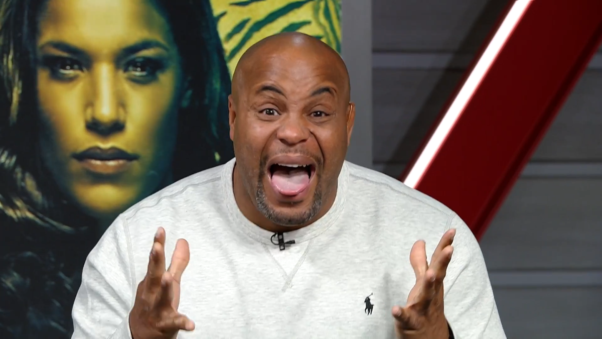 Daniel Cormier Recalls Learning FBI Was Investigating Suspected Fixed UFC Fight He Criticized On Commentary Daniel Cormier Recalls Learning FBI Was Investigating Suspected Fixed UFC Fight He Criticized On Commentary