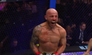 Alexander Volkanovski Stops Movsar Evloev at UFC 333