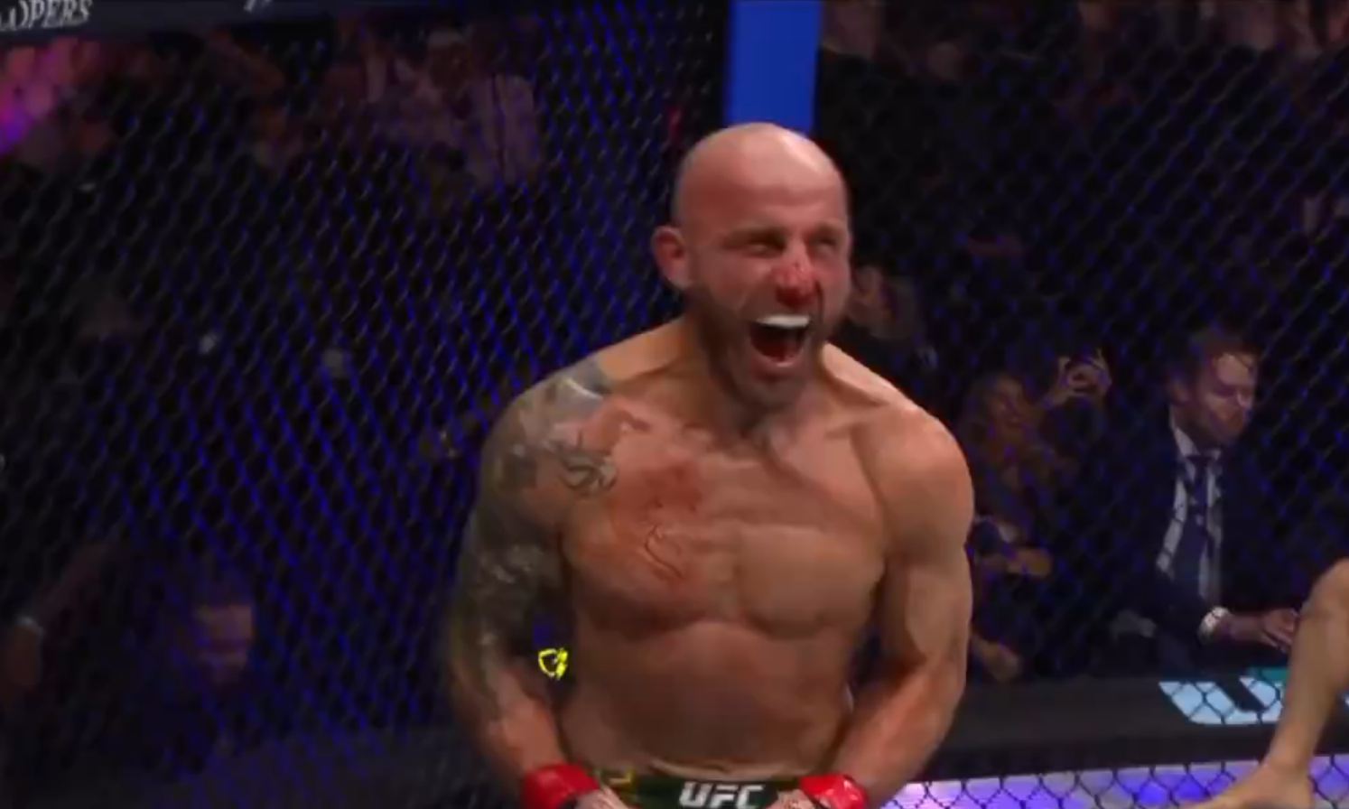 Alexander Volkanovski Stops Movsar Evloev at UFC 333