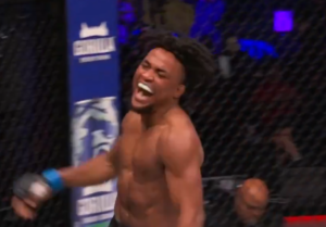 Kevin Pease competes against Cassio Barao at PFL Chicago